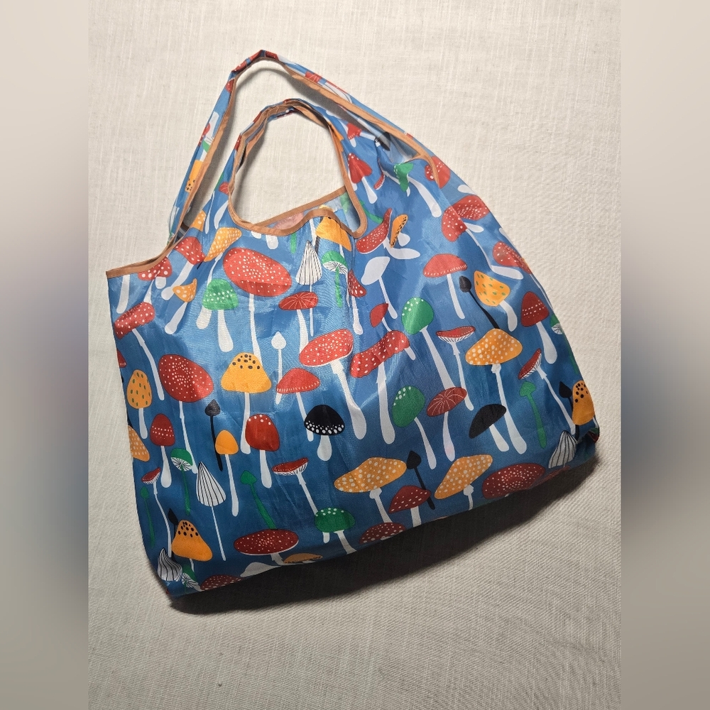 Large Colorful Mushroom Print Reusable Folding Tote Bag  ~21.5" x 16.5" NWT